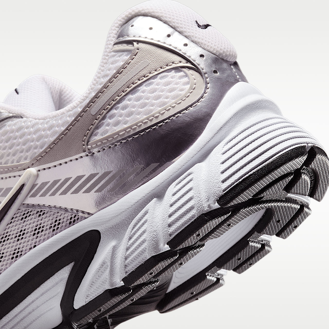 V5 RNR Men's Shoes Retro Runner White/Vast Grey