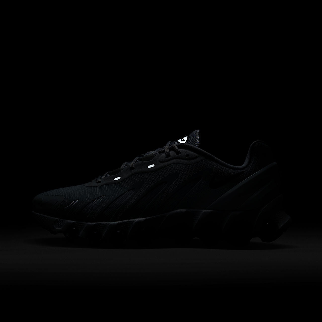 Air Max Dn8 Men's Shoes Pure Platinum Black