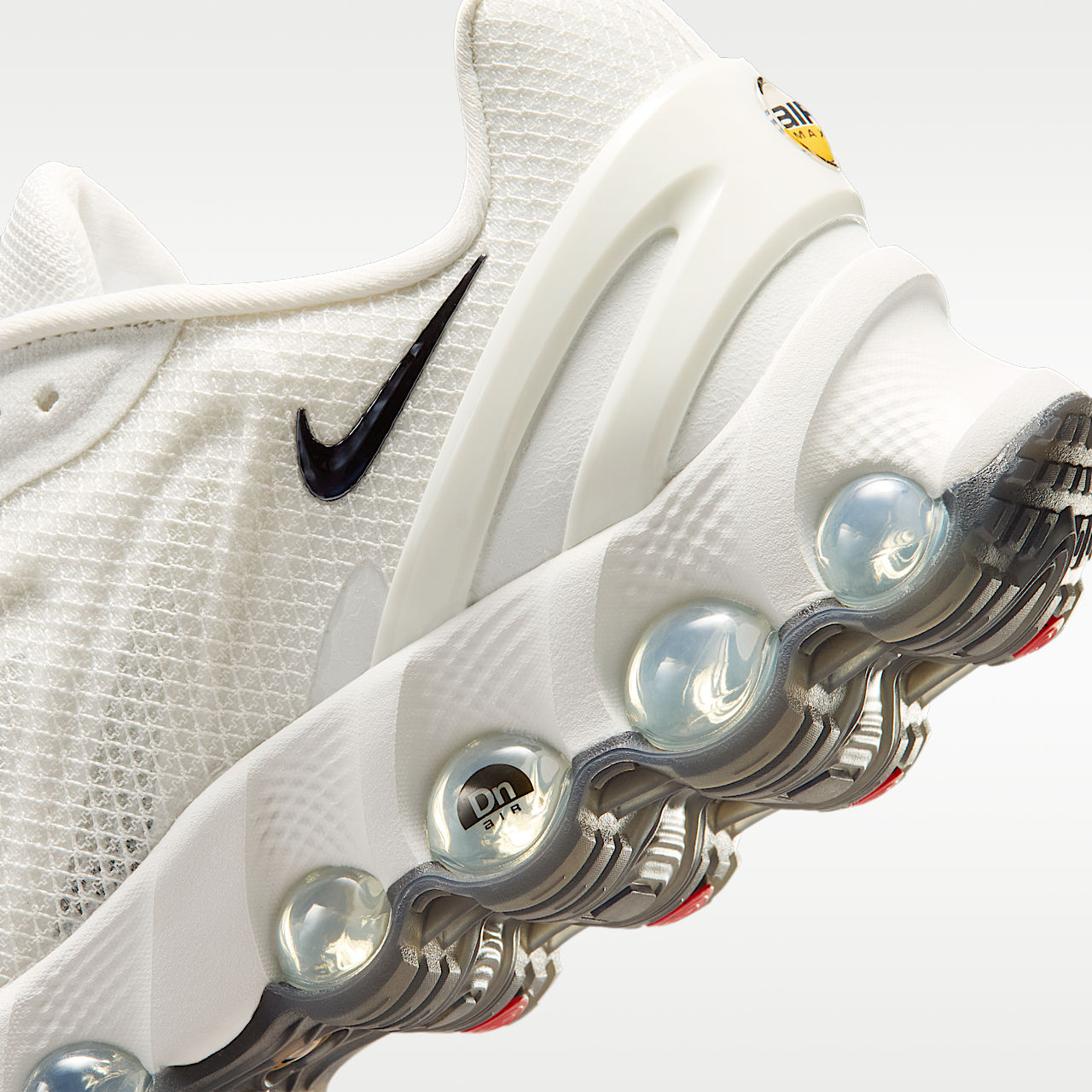 Air Max Dn8 Men's Shoes Summit White/Black