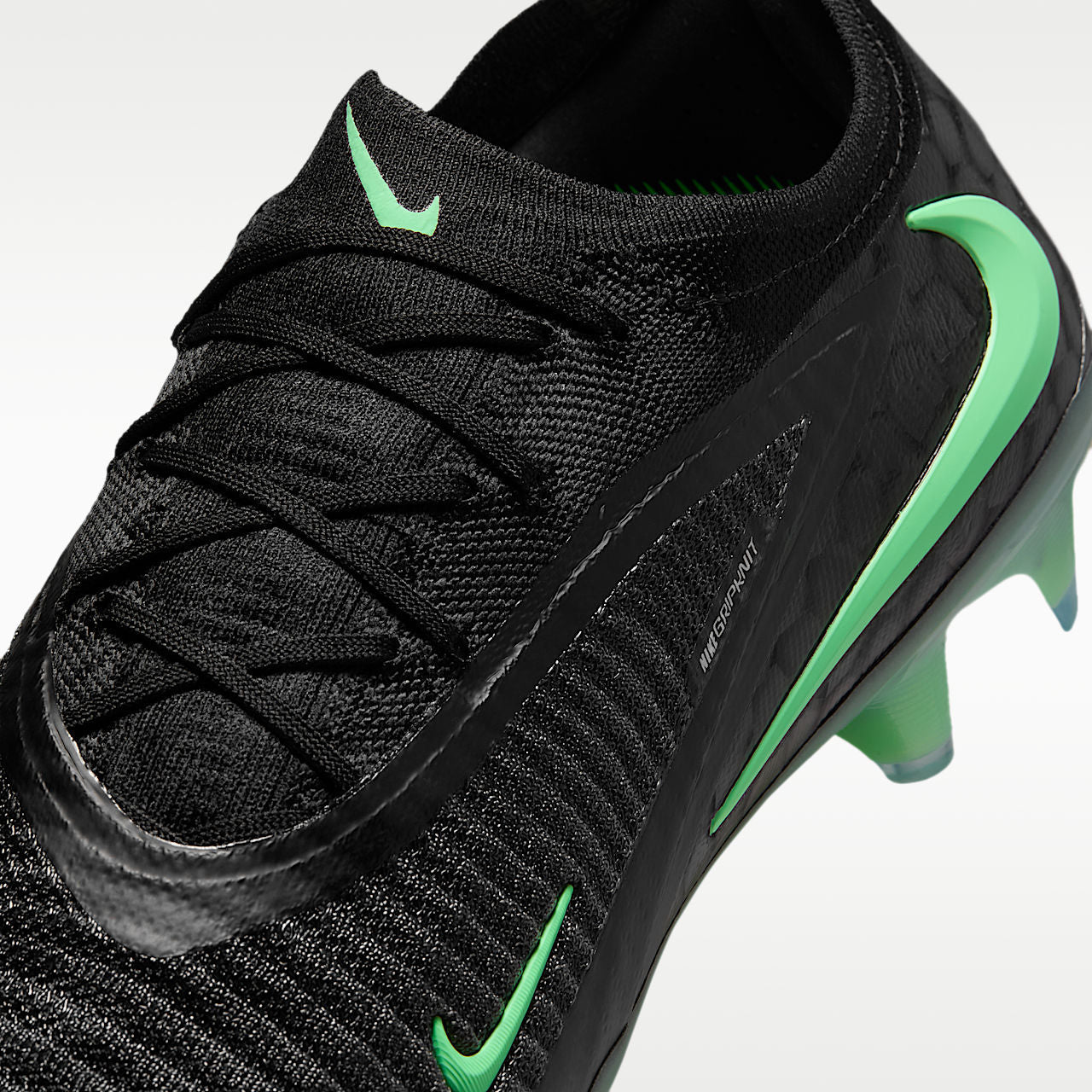 Phantom 6 Low Elite Firm-Ground Soccer Cleats Black/Black/Illusion Green