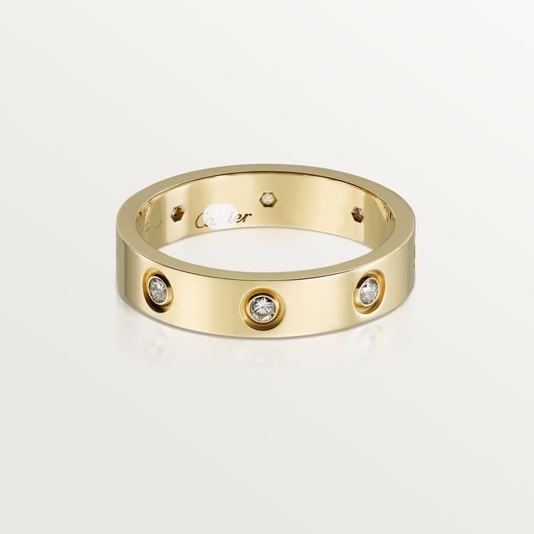 Love 8 Diamonds Wedding Ring