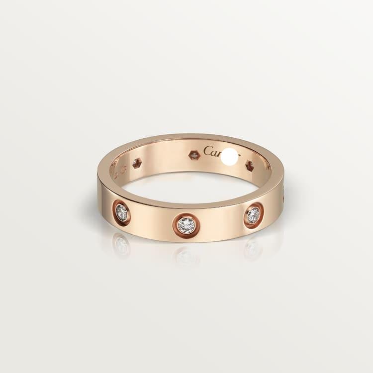 Love 8 Diamonds Wedding Ring