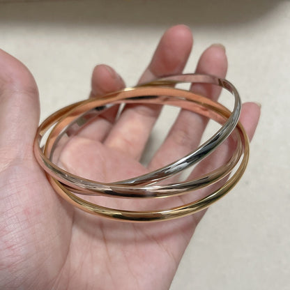 Tricolor Interlocking Bracelet